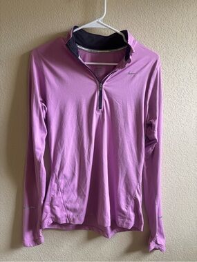 Nike Women's Light Pink Long-Sleeve Quarter-Zip Training Top